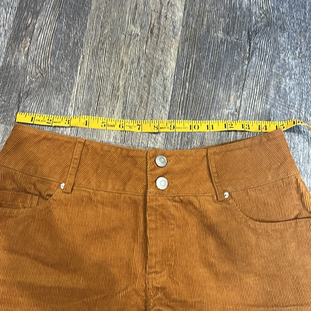2 pair Shorts - Picture 10 of 16